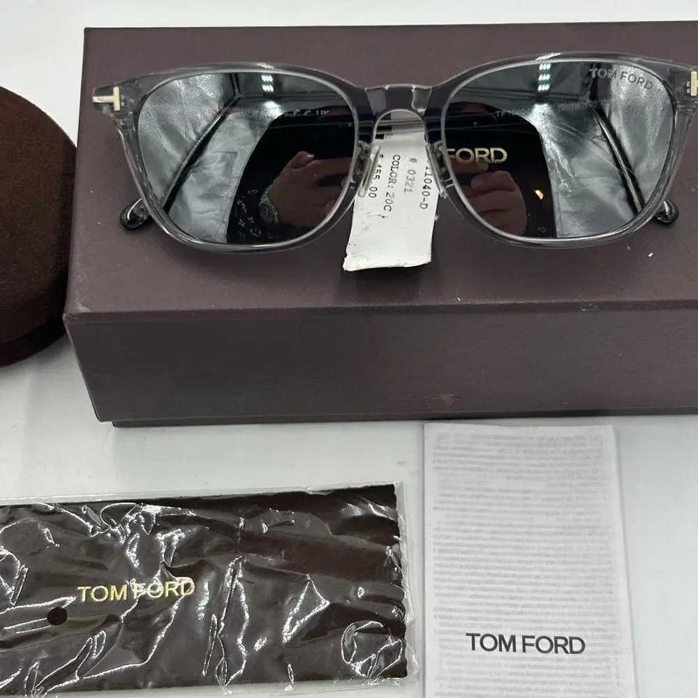Unisex Tom Ford sunglasses TF1040D 20 C 52818140–2 made in Italy smoke/black - Picture 4 of 11